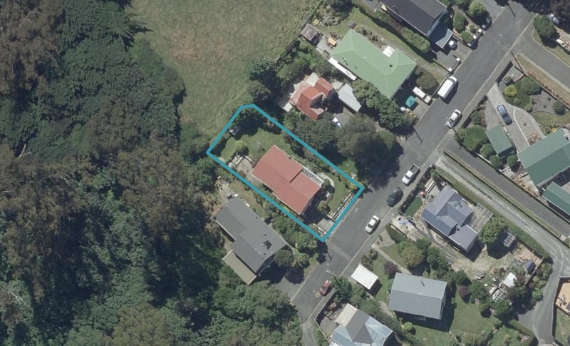 17 Helensburgh Road, Halfway Bush, Dunedin - Carousel 1