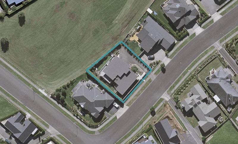 3 Sampson Avenue, Waiwhakaiho, New Plymouth - Carousel 1