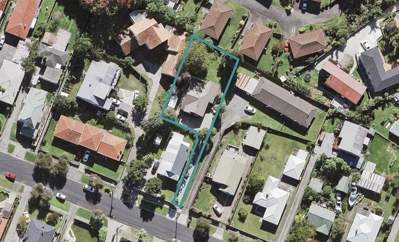 29 Miro Street, New Lynn, Auckland - Carousel 1