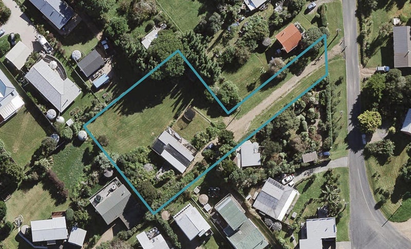 10 Eden Terrace, Onetangi, Waiheke Island - Carousel 1