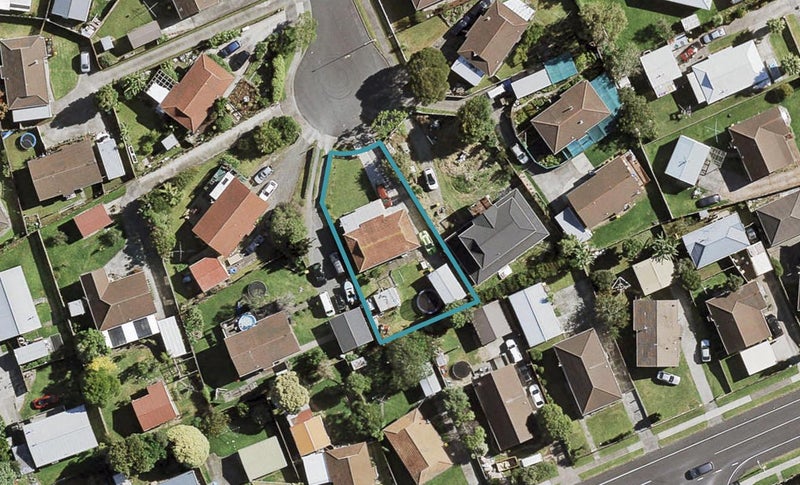 21 Bundena Place, Clendon Park, Auckland - Carousel 1
