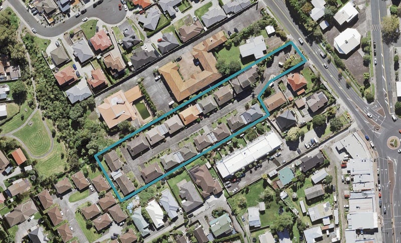 14/248 Great North Road, Henderson, Auckland - Carousel 1