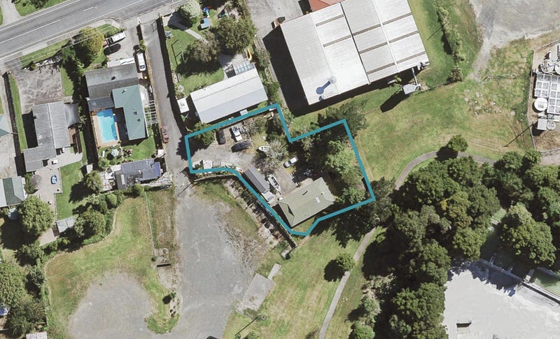 20 Oraha Road, Huapai, Kumeu - Carousel 1