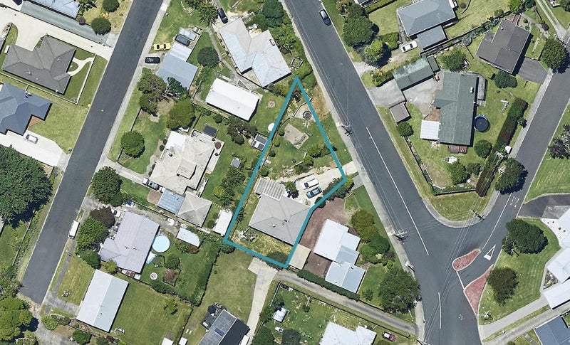 30 Church Street, Gate Pa, Tauranga - Carousel 1