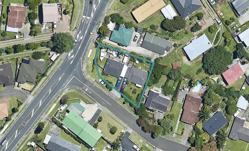 1A Birmingham Street, Judea, Tauranga - Carousel 1