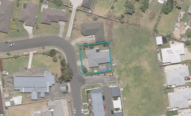 14 Poynter Place, Gonville, Whanganui - Carousel 1