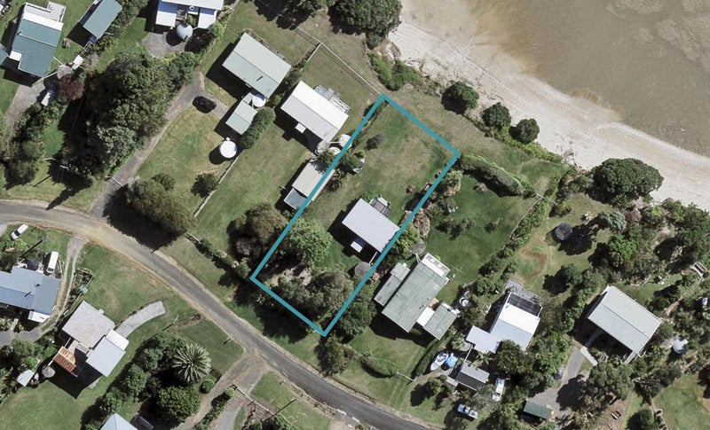 12 Sergeant Road, Āwhitu - Carousel 1