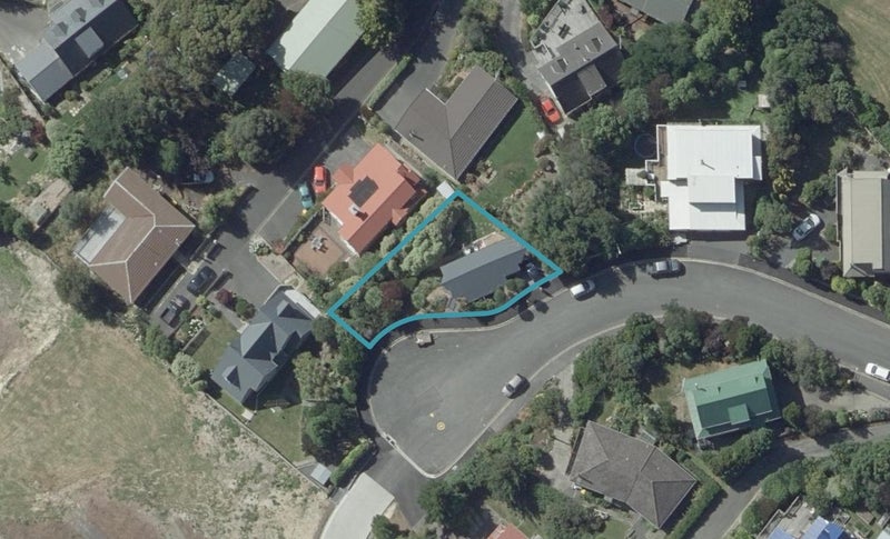 18 Brugh Place, Waverley, Dunedin - Carousel 1