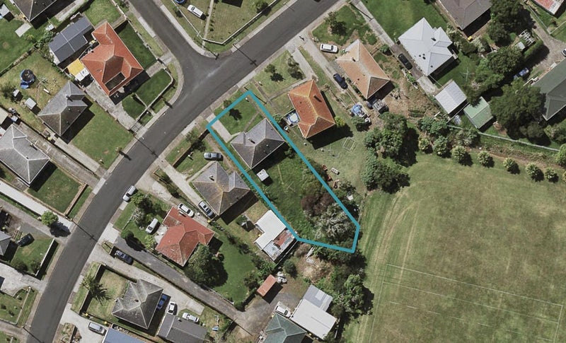 40 Blampied Road, Otara, Auckland - Carousel 1