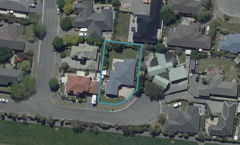 15 Quantock Place, Burwood, Christchurch - Carousel 1