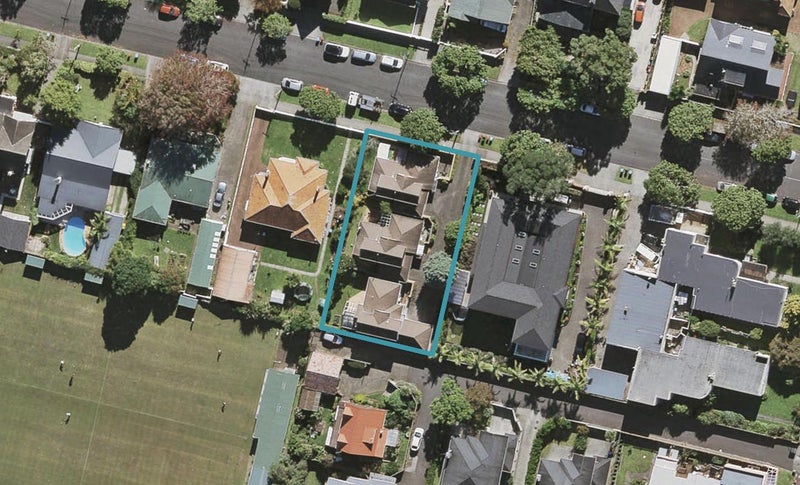 1/6 Corbett-scott Avenue, Epsom, Auckland - Carousel 1