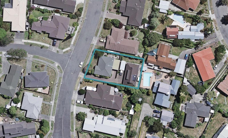 2/69 O'DOWD RD, TARADALE, NAPIER - Carousel 1