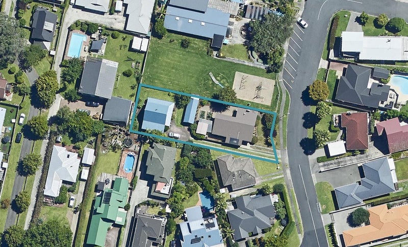 18B Karaka Road, Otumoetai, Tauranga - Carousel 1