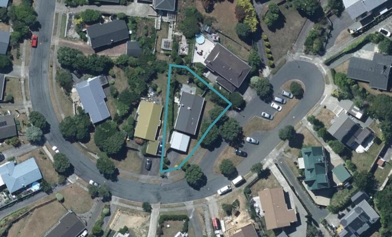 63 Mercury Way, Whitby, Porirua - Carousel 1
