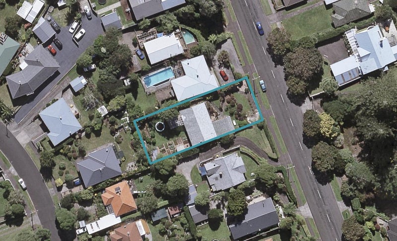 60 Brooklands Road, Brooklands, New Plymouth - Carousel 1