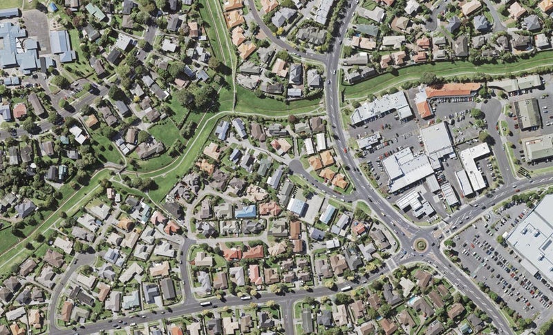 16 Dana Place, Somerville, Auckland - Carousel 1