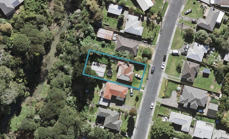 34 Glen Marine Parade, Glendene, Auckland - Carousel 1