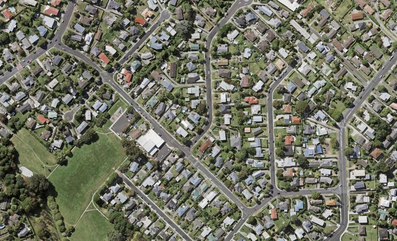 6 Lyford Crescent, Sunnynook, Auckland - Carousel 1