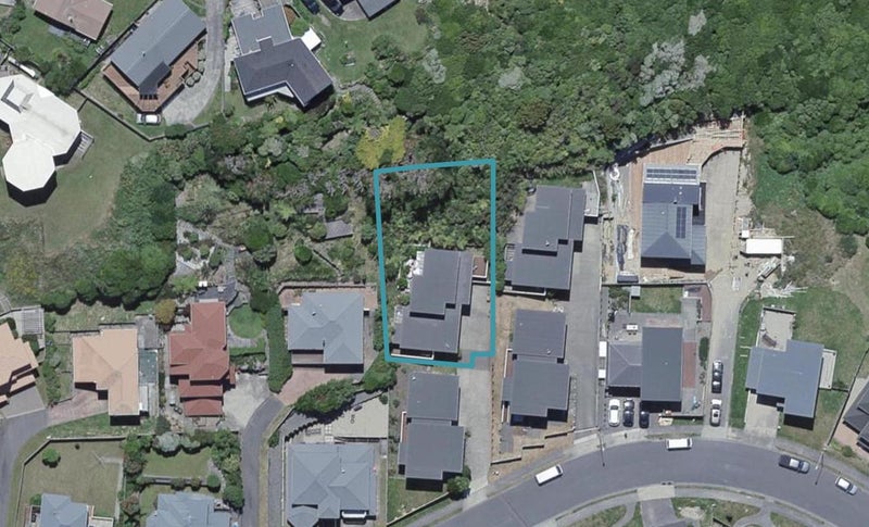 21 Tamworth Crescent, Newlands, Wellington - Carousel 1