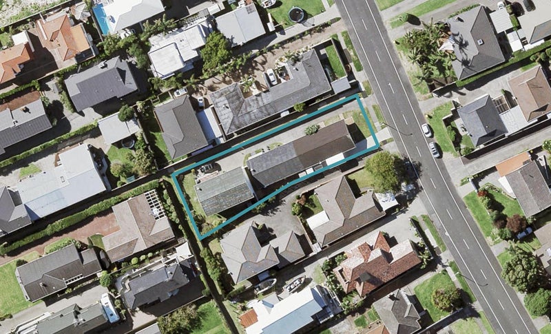 2/23 Hattaway Avenue, Bucklands Beach, Auckland - Carousel 1