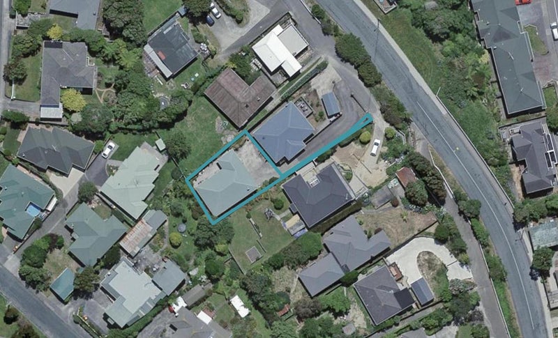 15A The Drive, Tawa, Wellington - Carousel 1