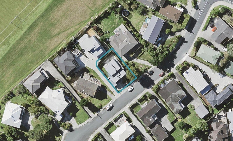 7 WINDSOR PLace, Mairangi Bay, Auckland - Carousel 1