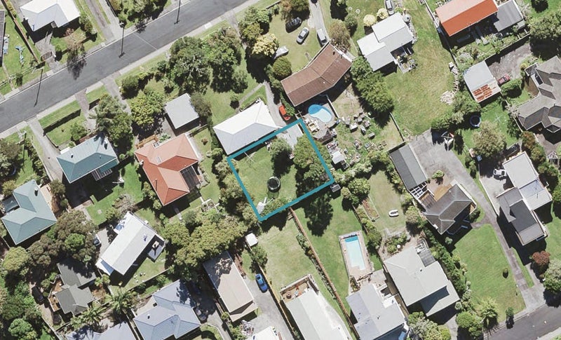 26A Barron Drive, Green Bay, Auckland - Carousel 1