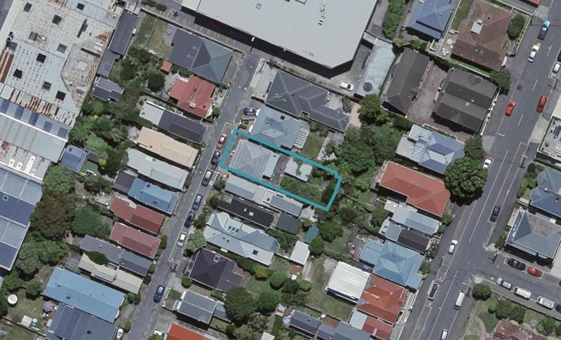 20 Moir Street, Mount Victoria, Wellington - Carousel 1