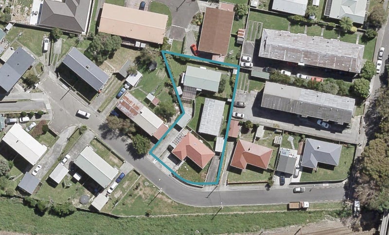 3/15 Trevethick GR, Woburn, Lower Hutt - Carousel 1