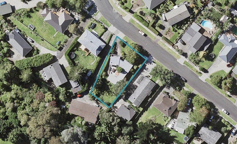 20 Cheriton Road, Mellons Bay, Auckland - Carousel 1