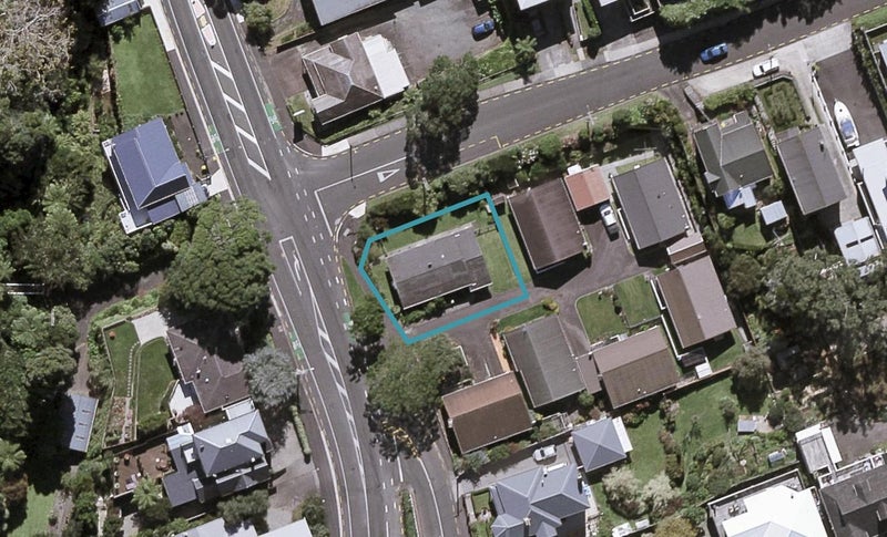 31 Carrington Street, New Plymouth, New Plymouth - Carousel 1