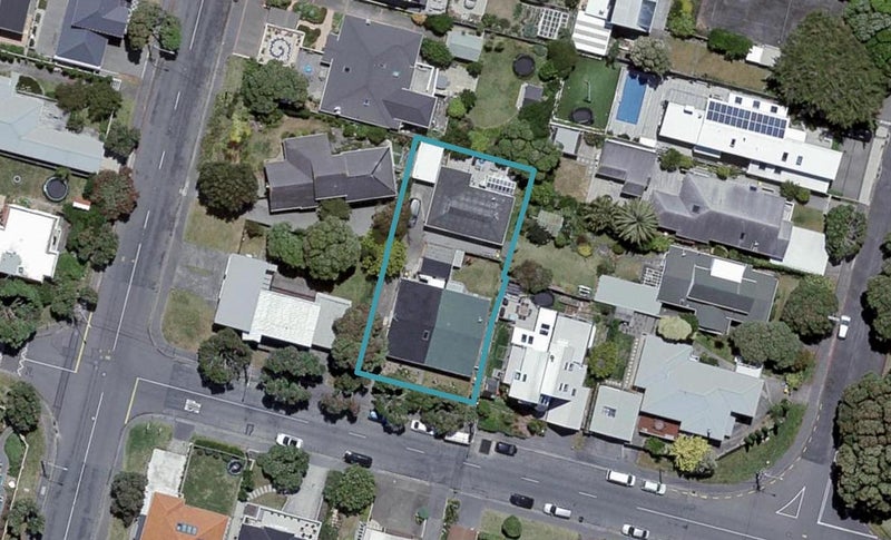 1/19 Burnham Street, Seatoun, Wellington - Carousel 1