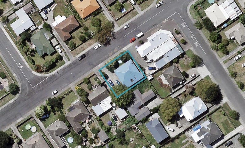 1117 Jellicoe Street, Mayfair, Hastings - Carousel 1