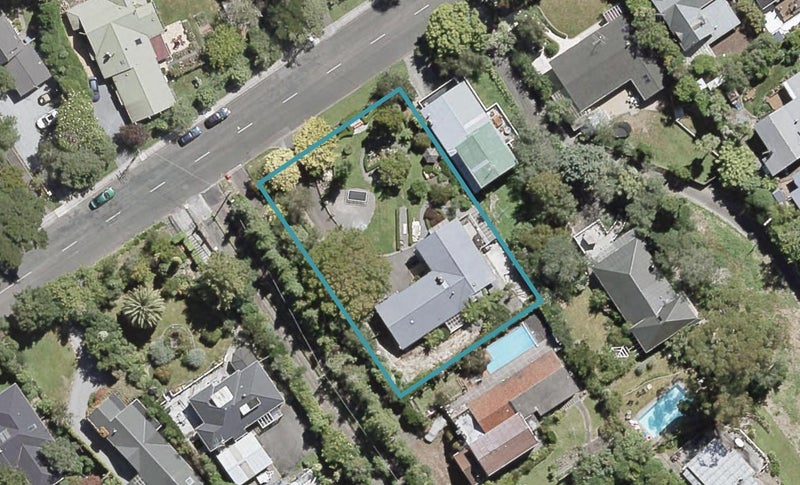 10 Chatsworth Road, Silverstream, Upper Hutt - Carousel 1
