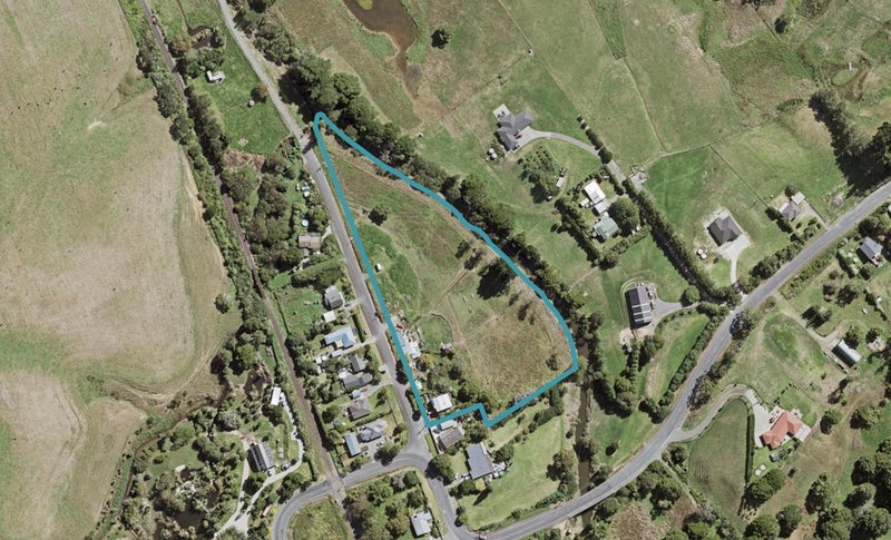 10 Cane Road, Waimauku, Waimauku - Carousel 1