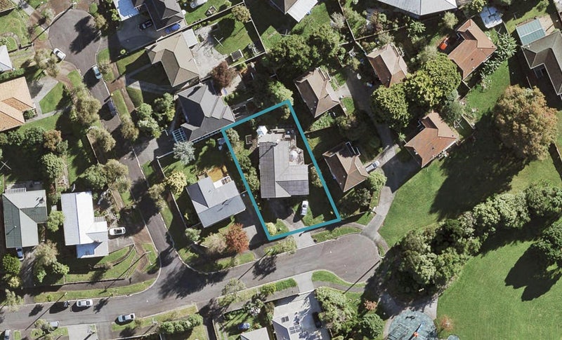 18 Dickey Street, New Windsor, Auckland - Carousel 1