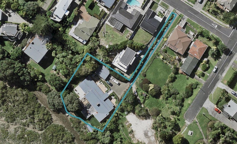 8 Pine Ridge Terrace, Hauraki, Auckland - Carousel 1