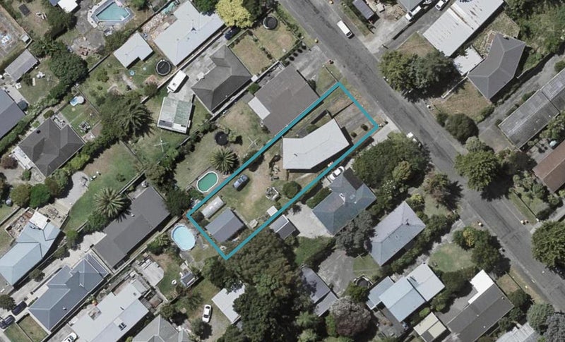 16 Chums Road, Paraparaumu Beach, Paraparaumu - Carousel 1