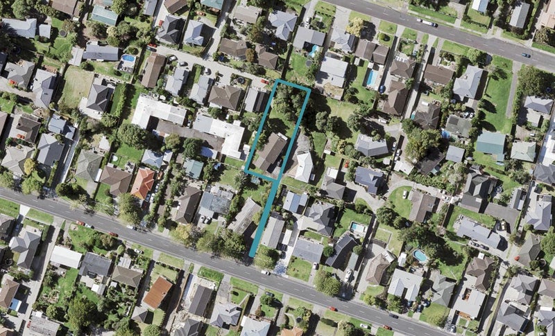25B Rodney Street, Howick, Auckland - Carousel 1