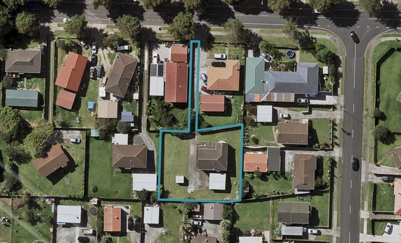 91 Flat Bush Road, Clover Park, Auckland - Carousel 1
