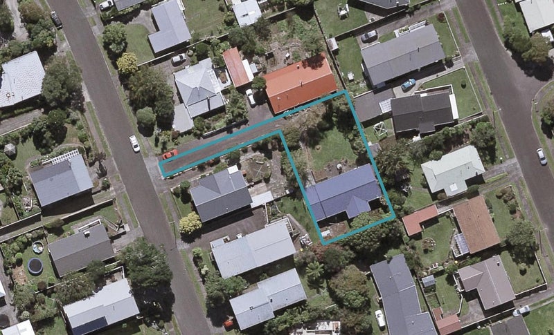 11A Mayfair Place, Westown, New Plymouth - Carousel 1