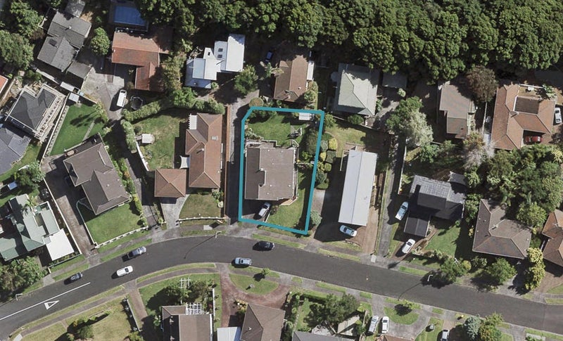 16 Deodar Place, Totara Heights, Auckland - Carousel 1