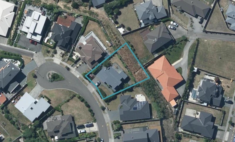 10 Aoraki Rise, Aotea, Porirua - Carousel 1