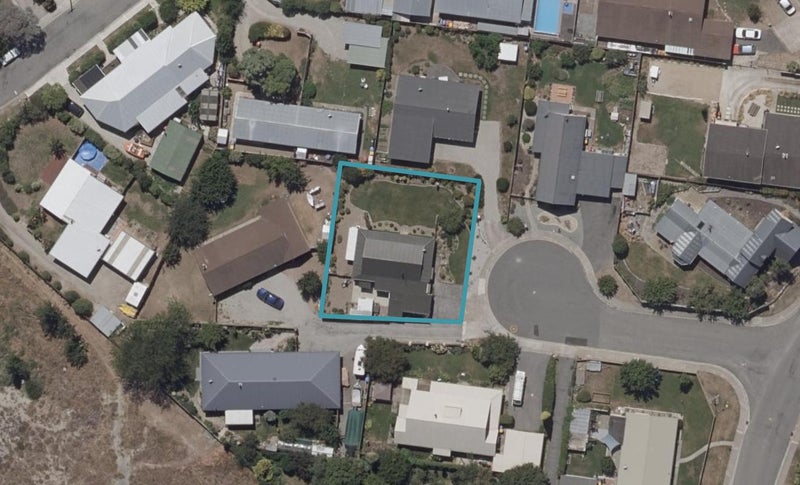 6 Cherry Grove, Alexandra, Alexandra - Carousel 1