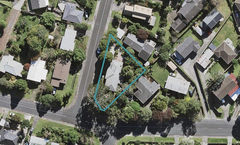 46 Weldene Avenue, Glenfield, Auckland - Carousel 1