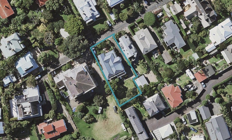 7 Tudor Street, Devonport, Auckland - Carousel 1