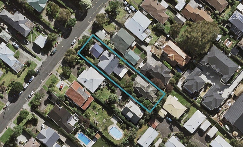 14 Aliford Avenue, One Tree Hill, Auckland - Carousel 1
