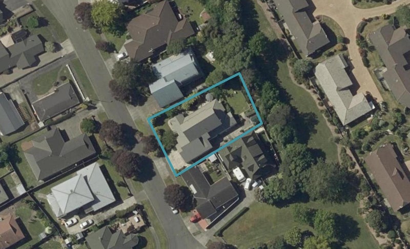 20 Hanmer Place, Highbury, Palmerston North - Carousel 1