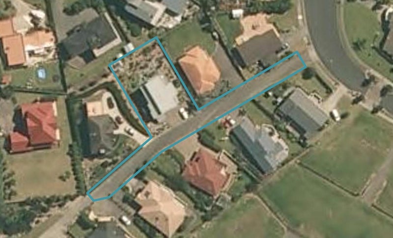 10 Grovenor Drive, Orewa, Orewa - Carousel 1