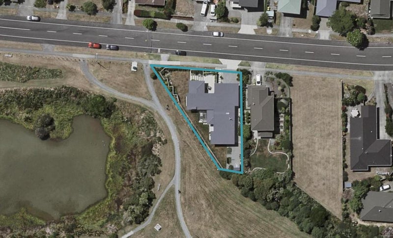 150 Weggery Drive, Waikanae Beach, Waikanae - Carousel 1